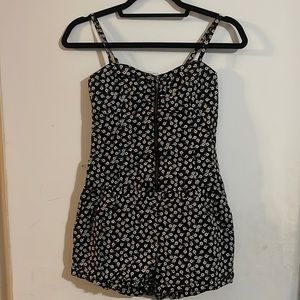 Romper with daisy print